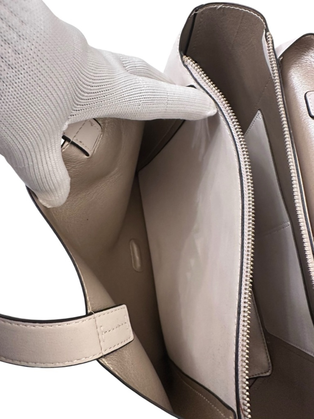 Nine West Beige Tote Bag with Gold Accents - Picture 4 of 9